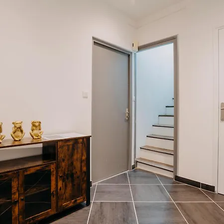 Coeur de ville #H1 - Chambre privée dans logement partagé - Wifi&Netflix - Centre ville&Transports - Machine à laver-2